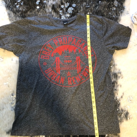 OBEY propaganda t-shirt - Picture 7 of 11